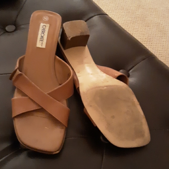 Sandals Size 10 Cherokee - Picture 4 of 5